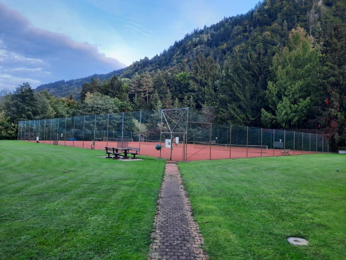 Appartement Am Ossiachersee Villach Exteriör bild